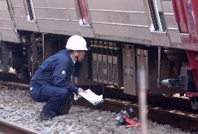 Investigators probe train collision in Fukuoka